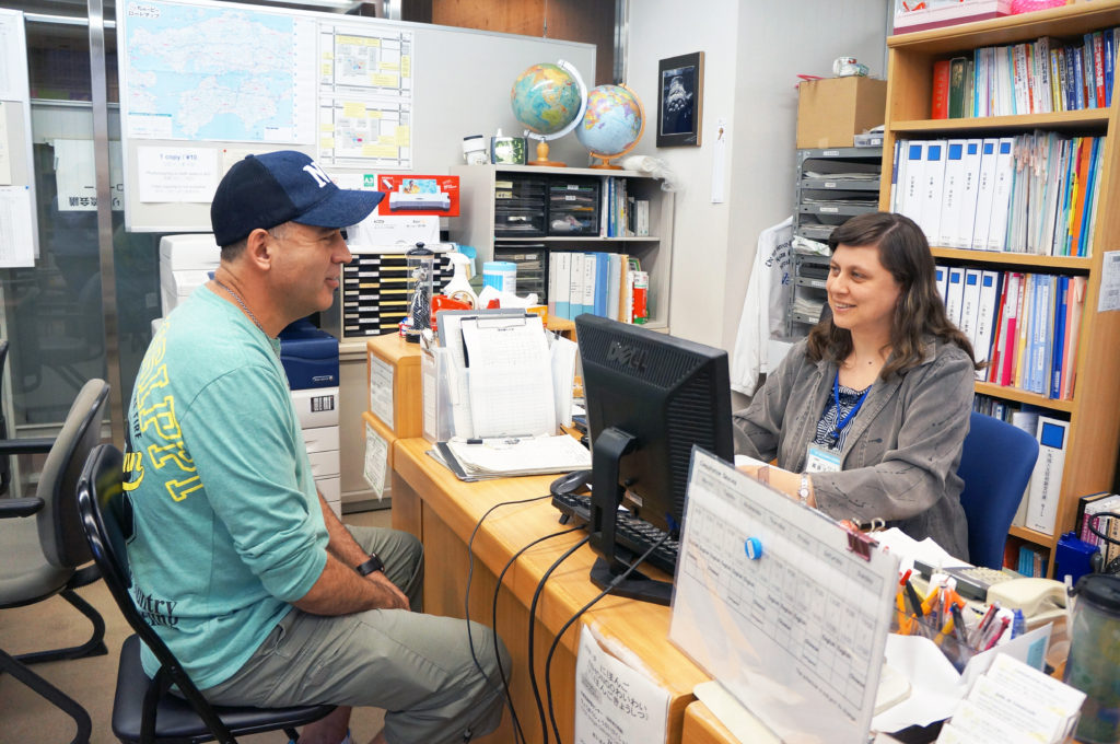 Communication Corner Communication Corner コミュニケーションコーナー