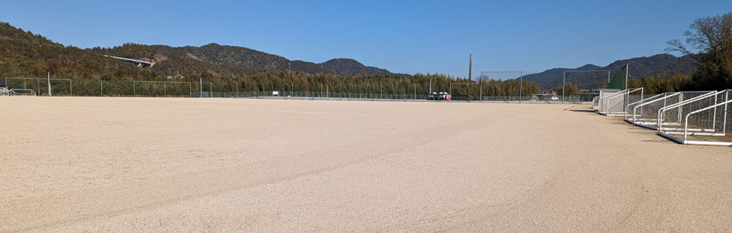 黒瀬多目的グラウンド